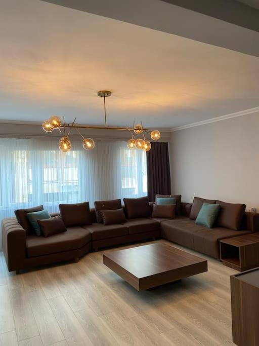 Daire Whole At The Heart Of Sisli Nisantasi K İstanbul