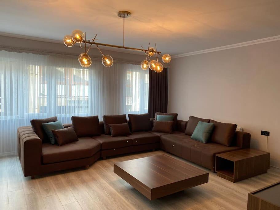 Whole At The Heart Of Sisli Nisantasi K Daire *